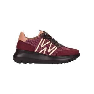 NEW WONDERS women's ultrafly 01 sneakers in burgundy